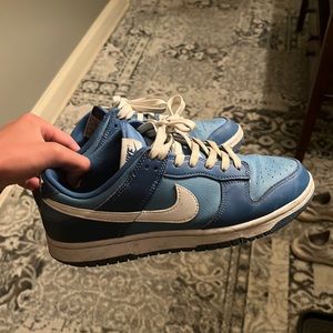 Nike dunks for sale. Good condition